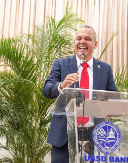 Endy Peña lidera preferencias en el Centro UASD San Cristóbal para ganar con más del 80% de respaldo